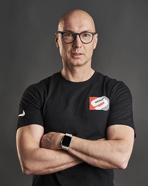 Porträt von Dirk Stelly